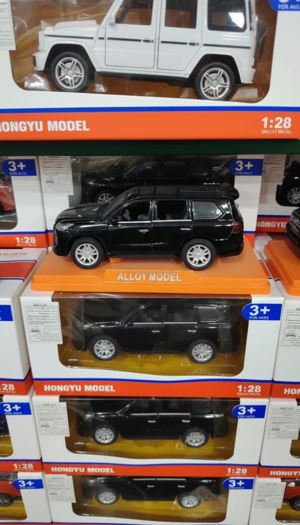 سيارة لكزس معدنية سيارة لكزس معدنية